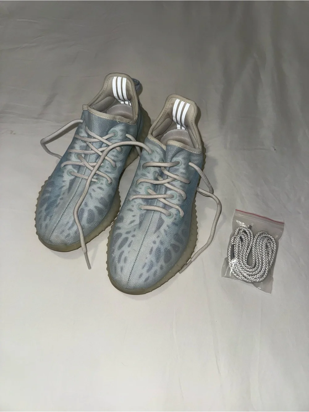 Mono Ice Yeezys